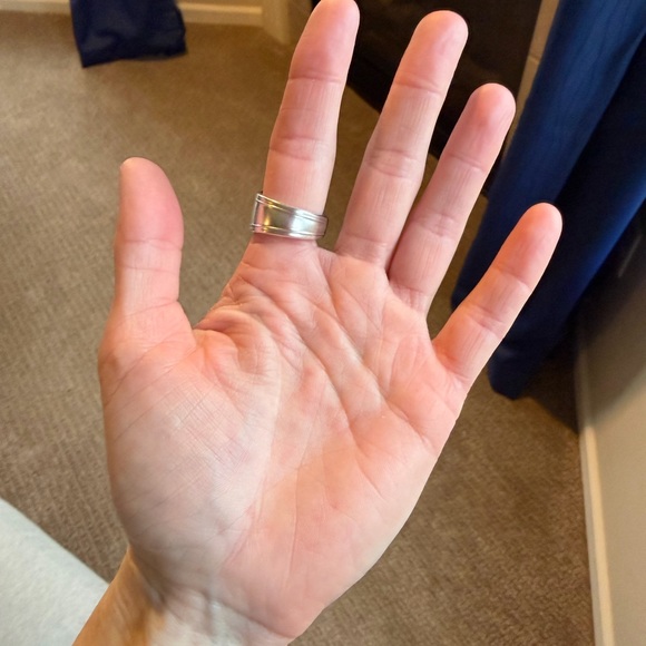 Queen Bess Spoon Ring - Picture 7 of 13